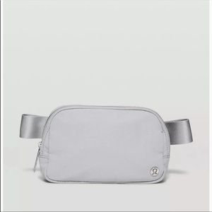Lululemon Everywhere Belt Bag